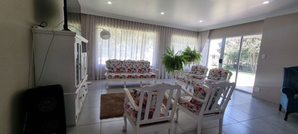 House for sale in Three Rivers North - 1VT1729219