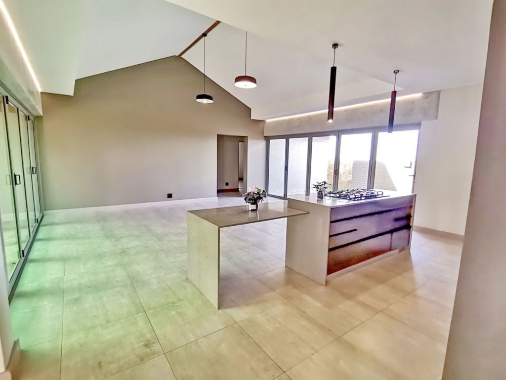 House for sale in Paradise Coast - 1MB1725266