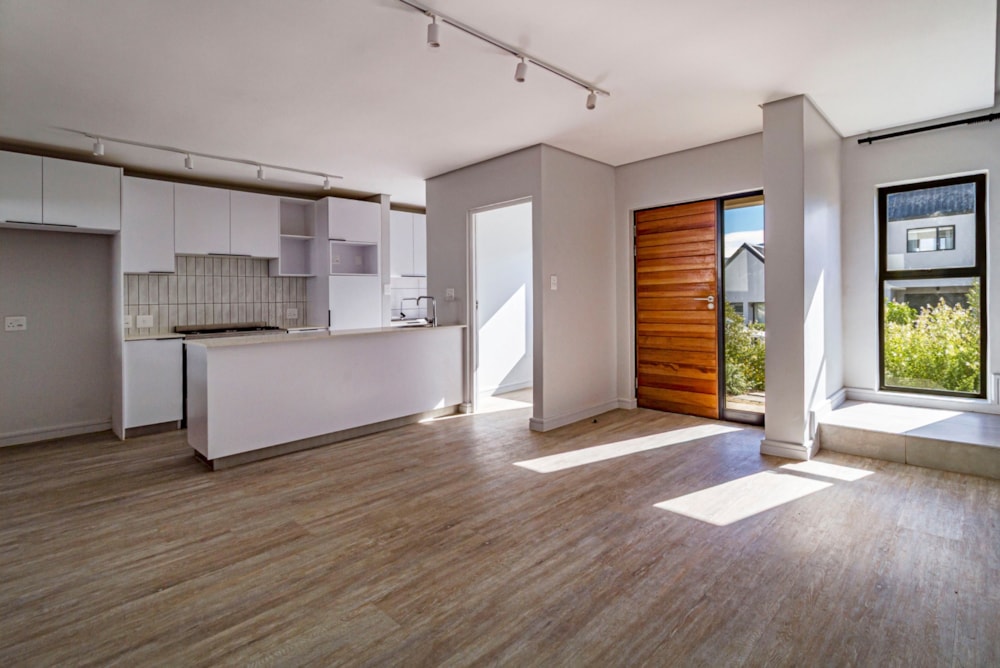 Security estate home to rent in Newinbosch - STL1725721