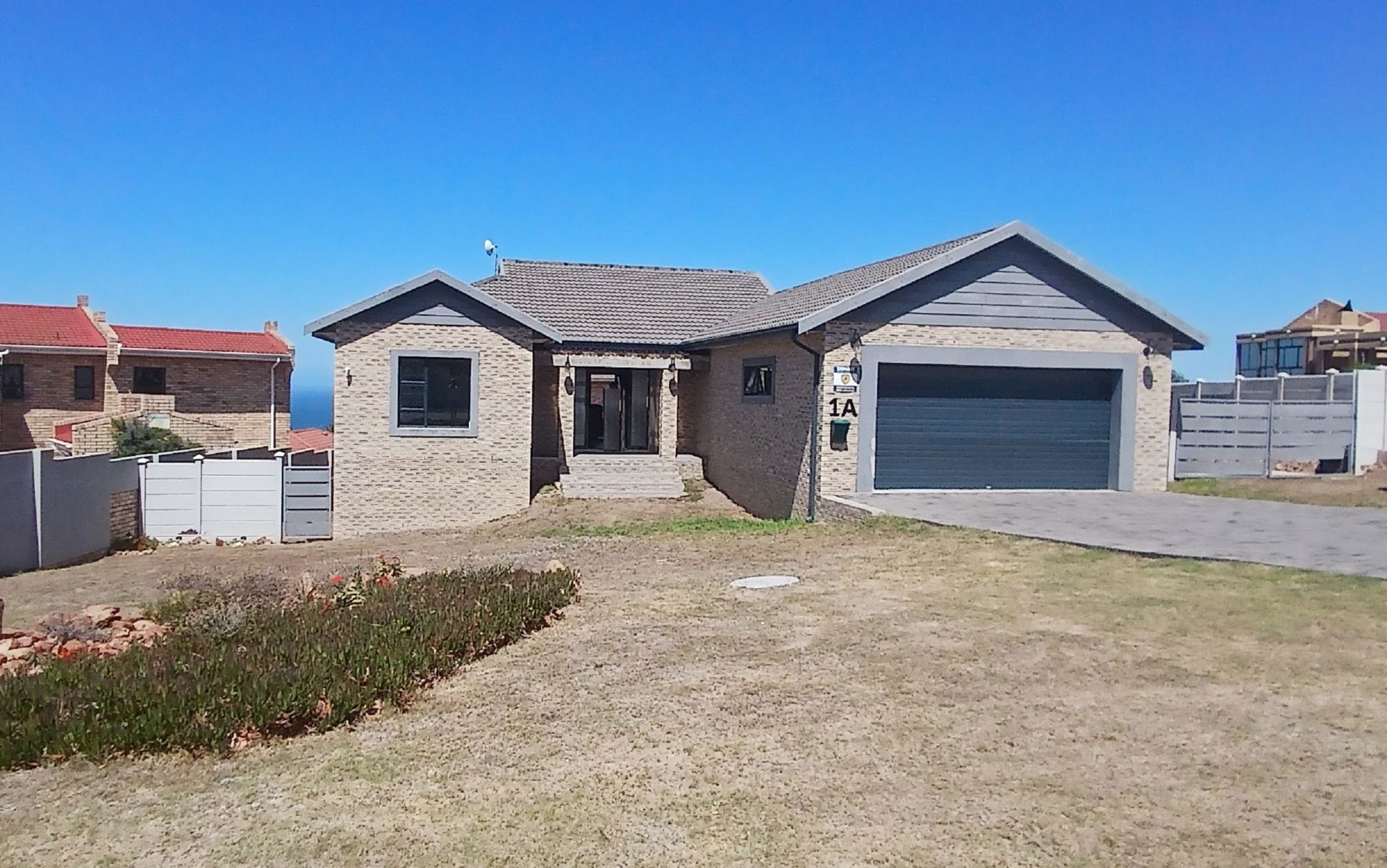 House for sale in Wave Crest - 1JF1728760