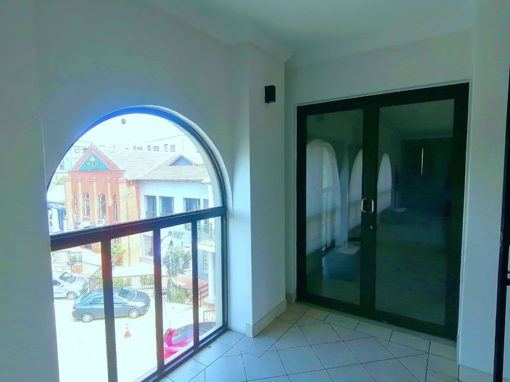 Commercial office to rent in Aspen Lakes - 1GV1681492