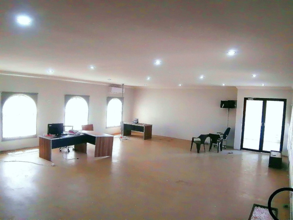 Commercial office to rent in Aspen Lakes - 1GV1681492