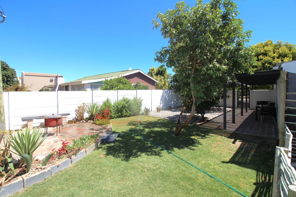 House for sale in Velddrif - LA1730202