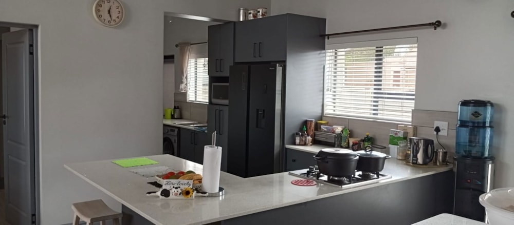 House for sale in Albertinia - 1SR1696902