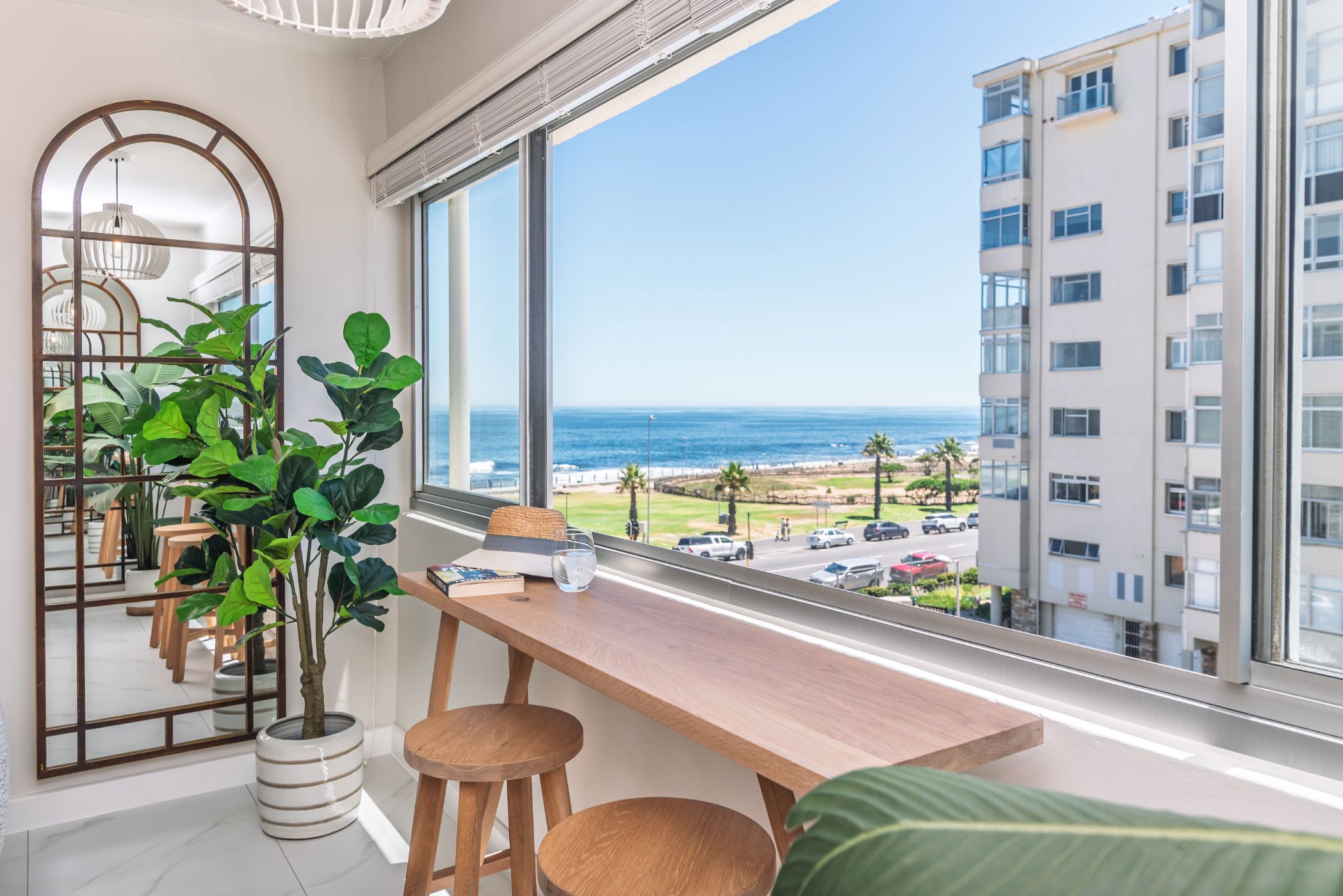 Studio apartment for sale in Mouille Point - AS1727563