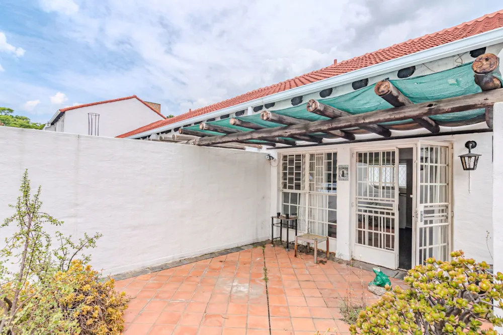 Apartment sold in Sunnyside, Pretoria East - PT1730595 Apartment sold in Sunnyside, Pretoria East - PT1730595