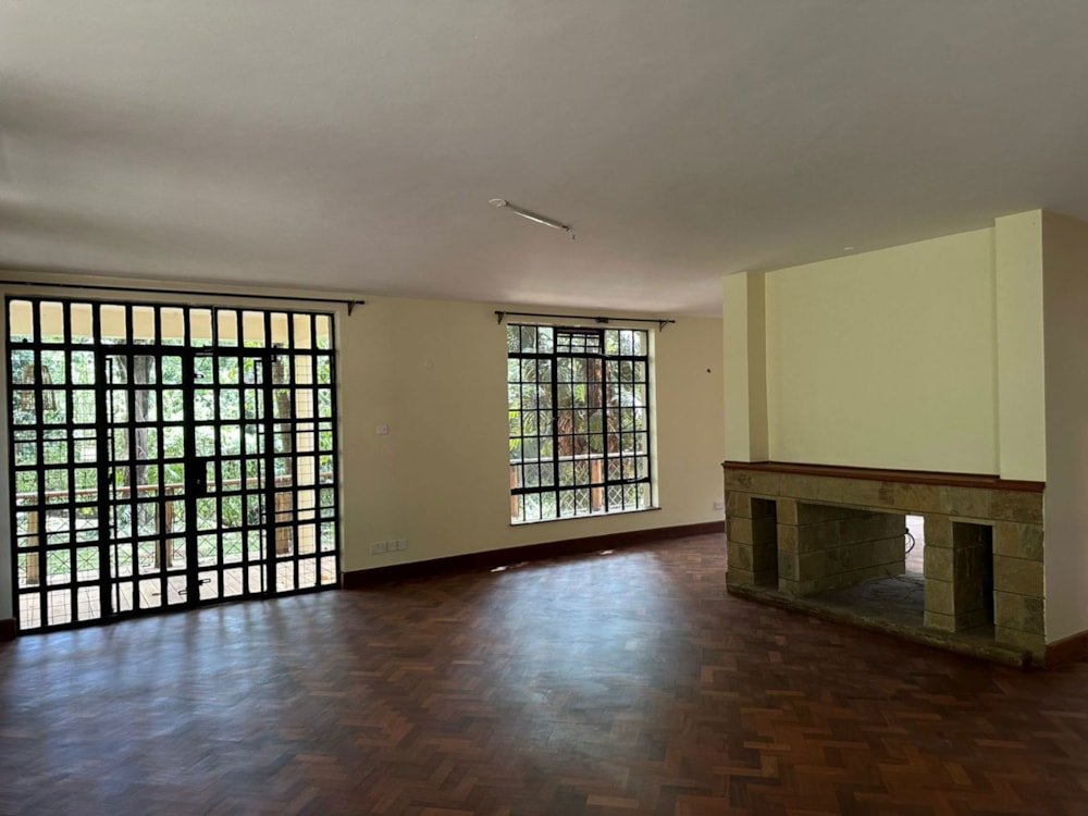 Townhouse to rent in Muthaiga, Kenya - 3KE1730648