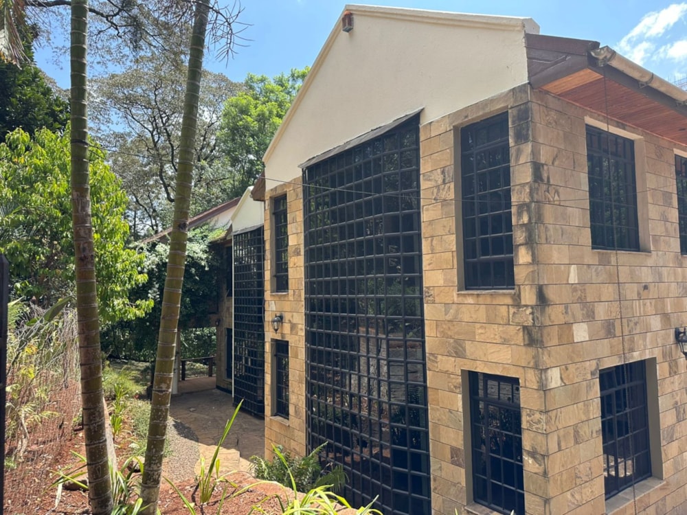Townhouse to rent in Muthaiga, Kenya - 3KE1730648