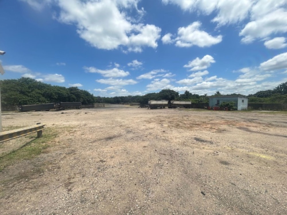 Commercial vacant land to rent in Alton - 1RY1714007