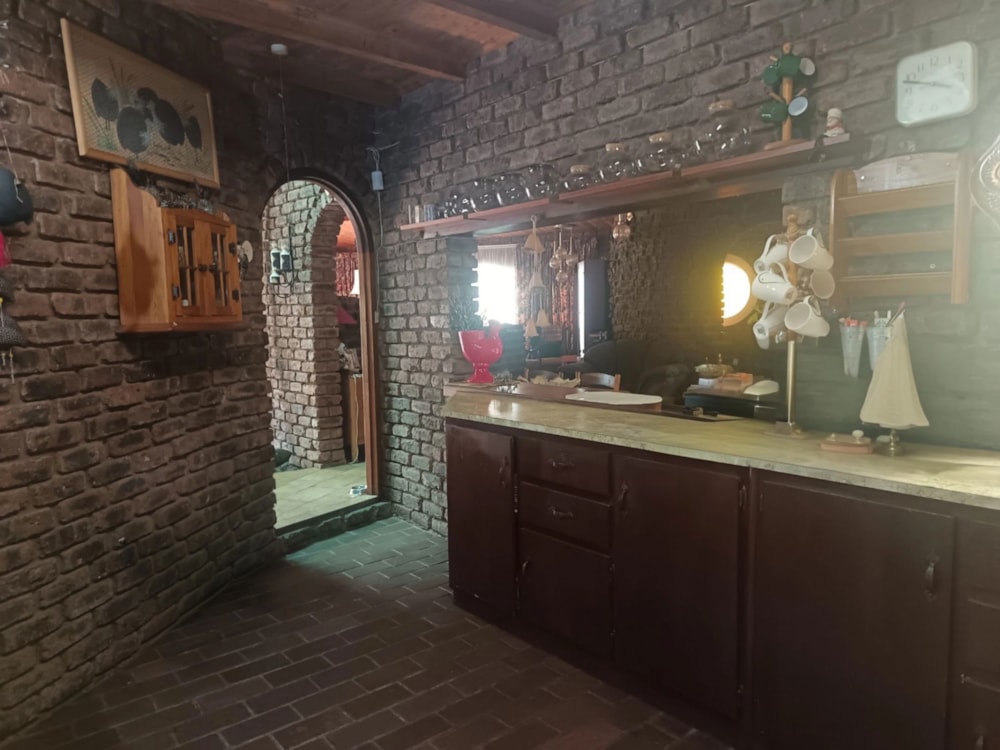 House for sale in Hutten Heights - 1NW1731438