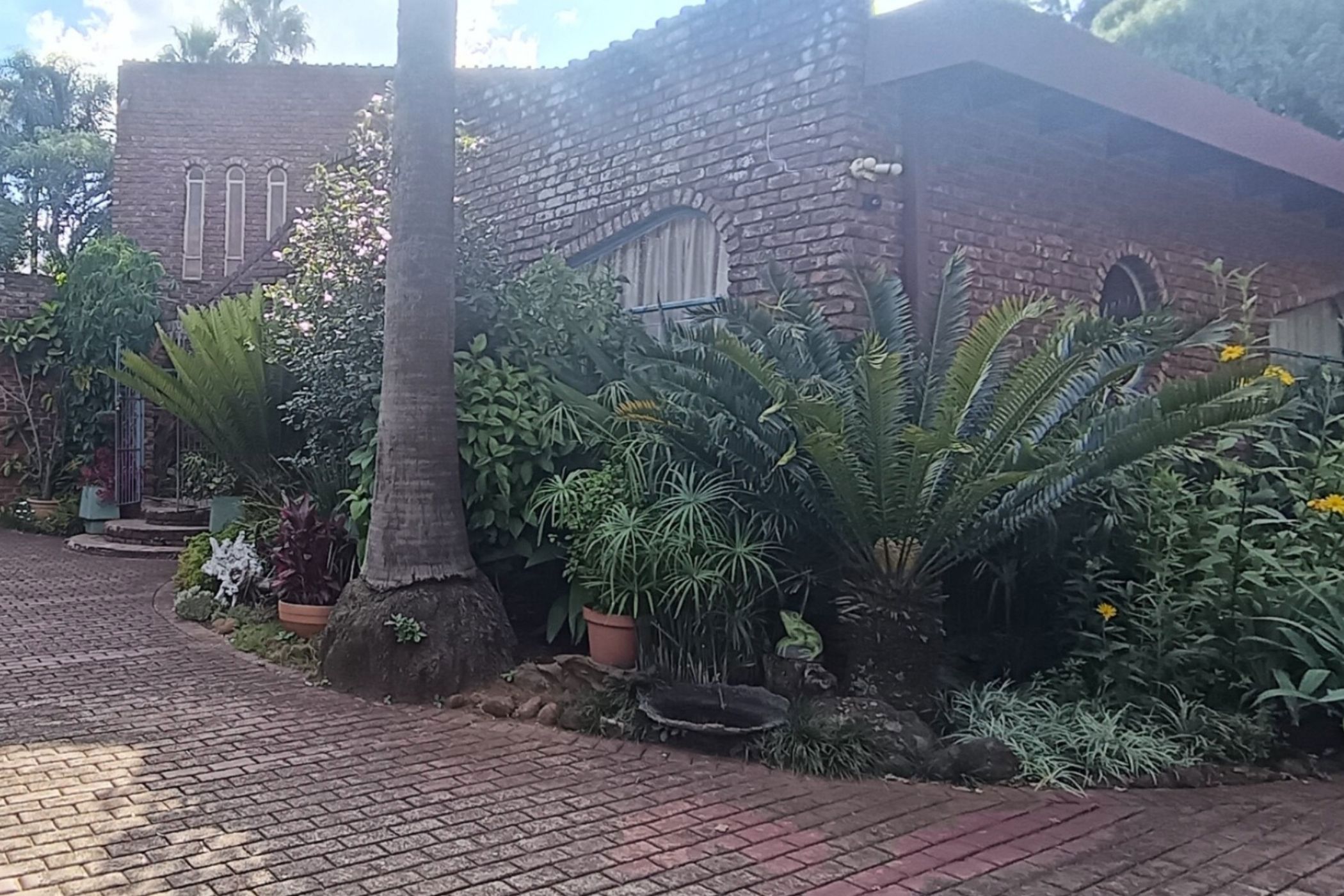 House for sale in Hutten Heights - 1NW1731438