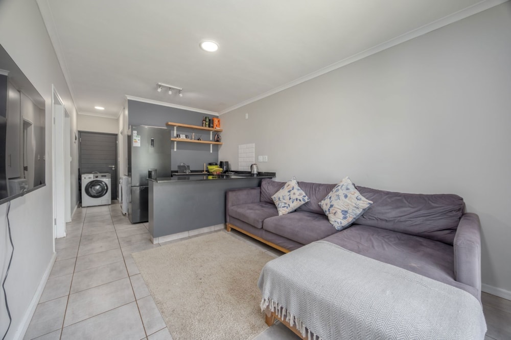 Apartment for sale in Waterfall, Upper Highway - 1KF1730462