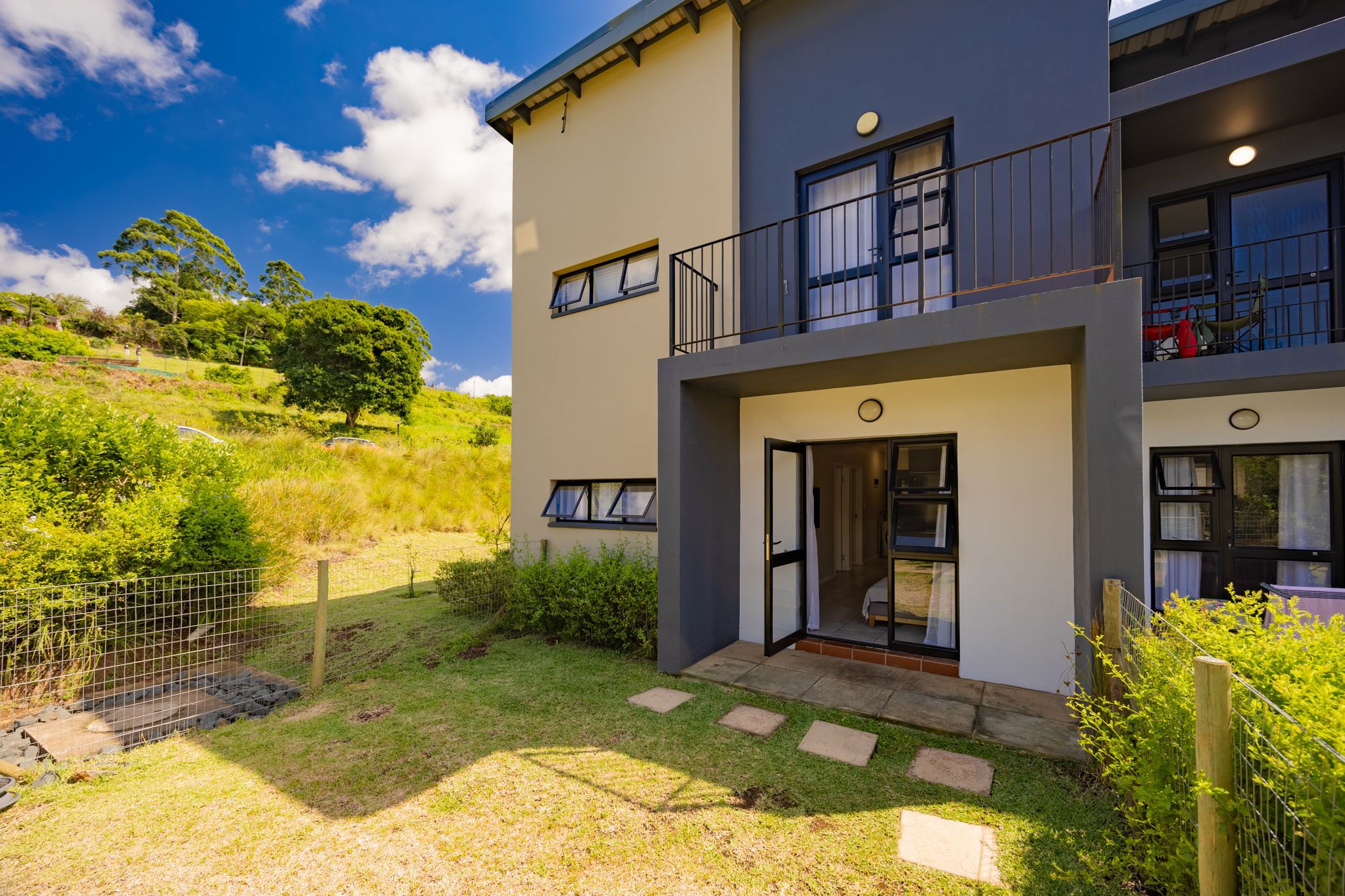 Apartment for sale in Waterfall, Upper Highway - 1KF1730462