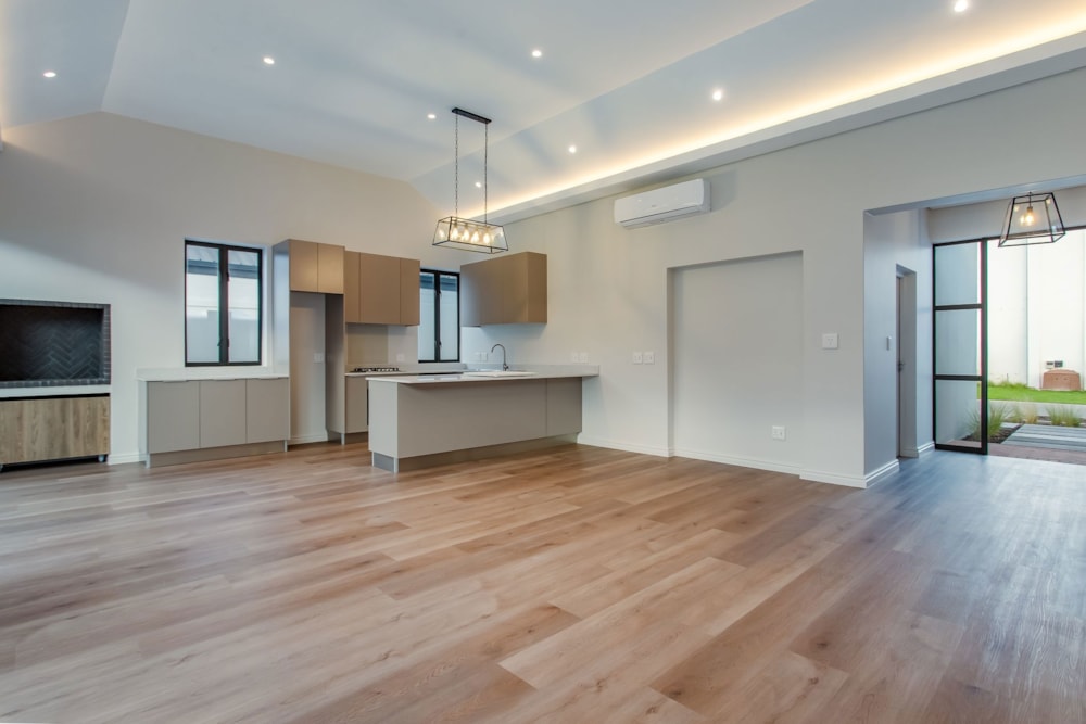 Single-storey house for sale in Paarl - TK1732078 Single-storey house for sale in Paarl - TK1732078