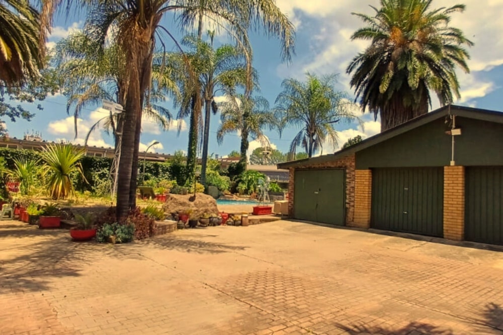 House for sale in Arbor Park, Newcastle - 1NW1729481