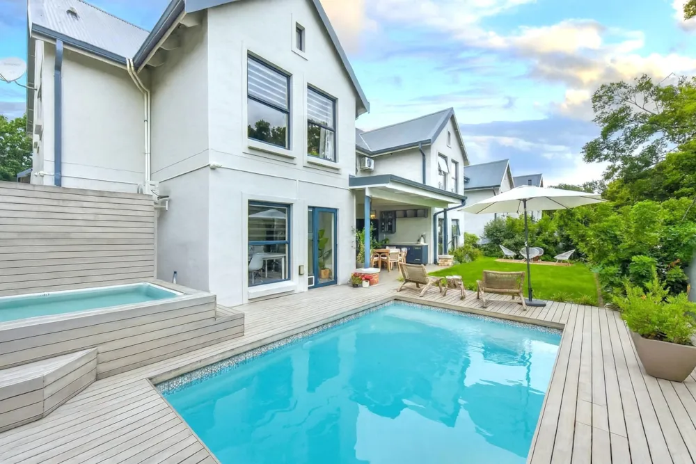 Cluster sold in Bryanston - HP1723244 Cluster sold in Bryanston - HP1723244