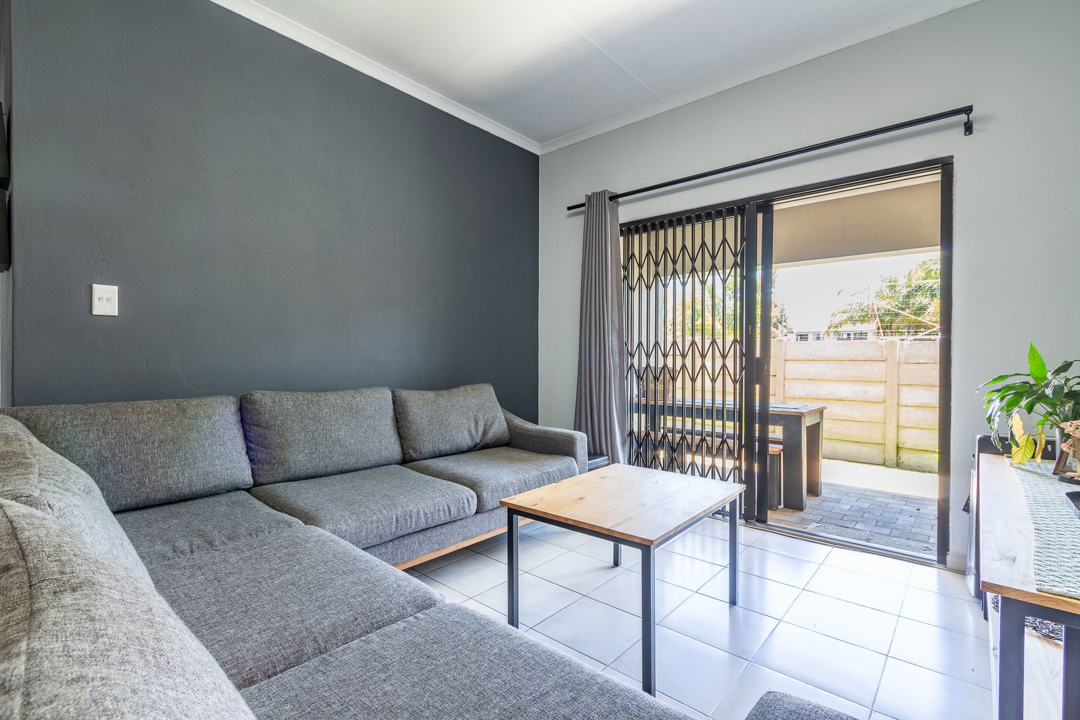 Apartment for sale in Brentwood Park, Benoni - EN1728921