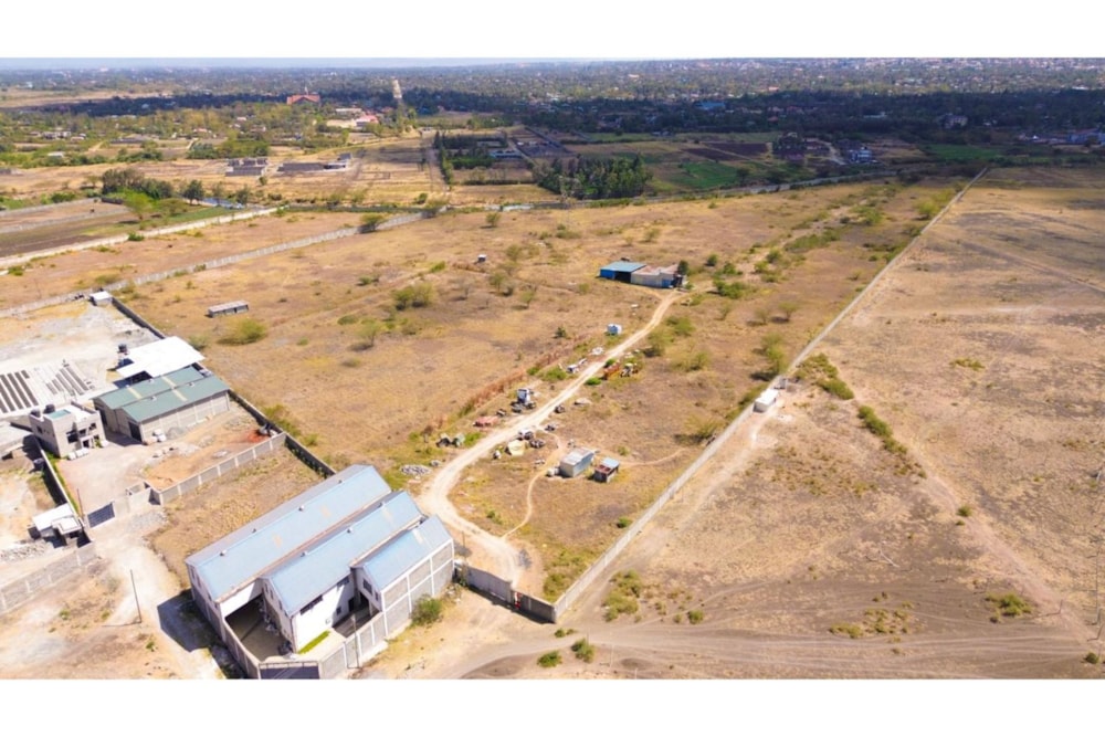 Commercial industrial property for sale in Eastern Bypass, Kenya - 3KE1720223 Commercial industrial property for sale in Eastern Bypass, Kenya - 3KE1720223