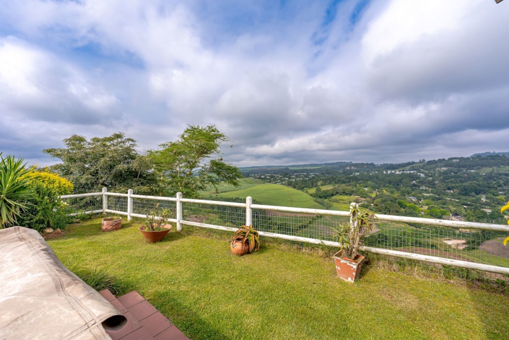 Townhouse for sale in Hillcrest, Upper Highway - 1KF1729307