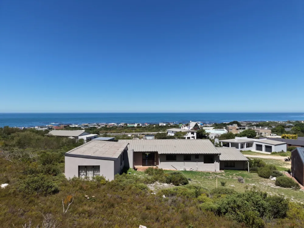 House let in Bettys Bay - KN1730482 House let in Bettys Bay - KN1730482