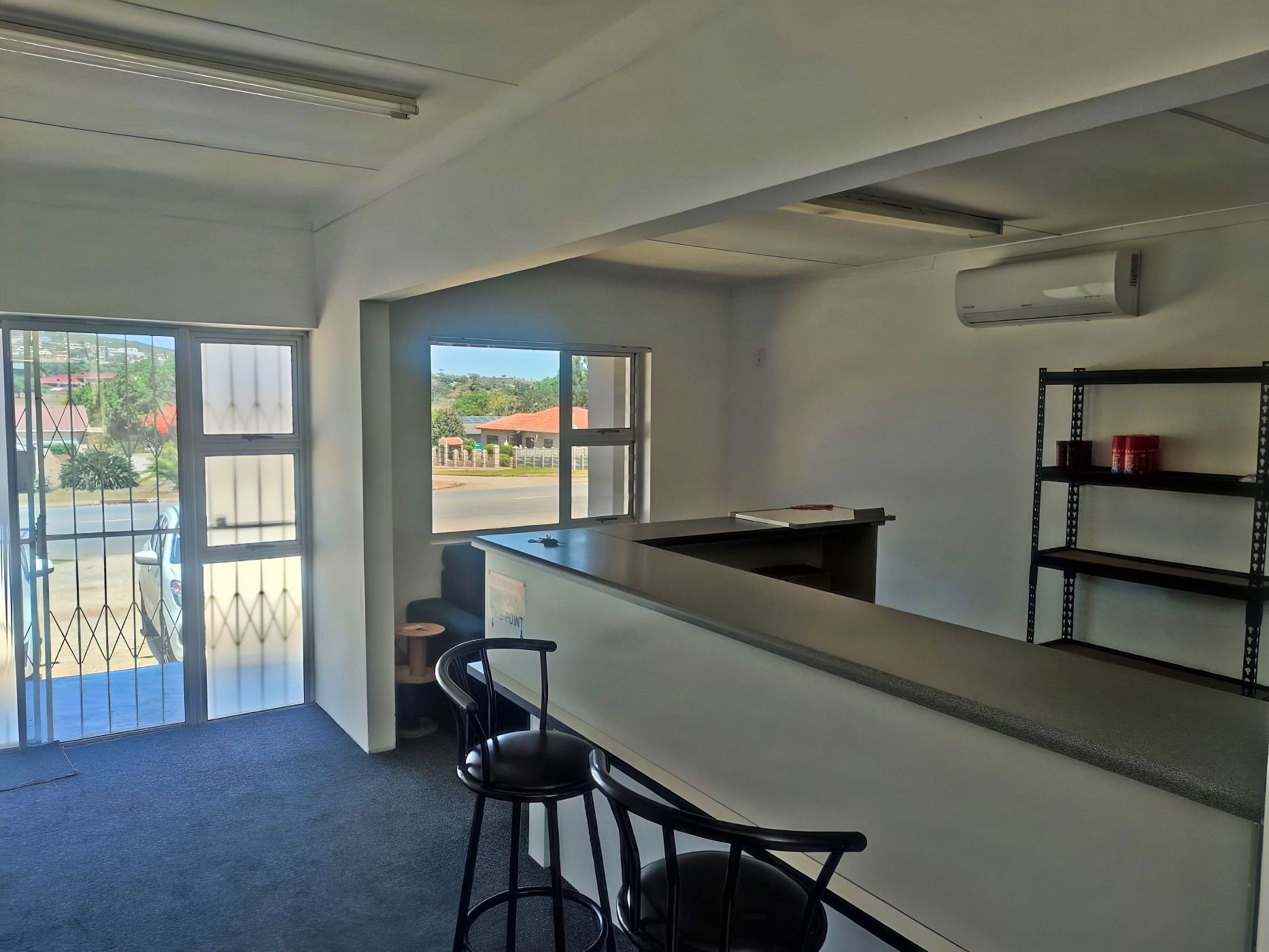 Commercial Building to rent in Mosel - 1UK1721688