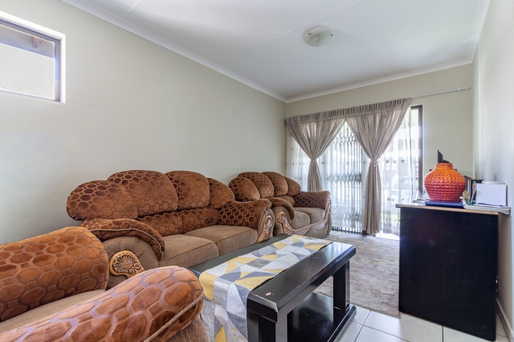Apartment for sale in Brentwood Park, Benoni - EN1729422