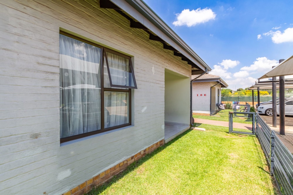 Apartment for sale in Brentwood Park, Benoni - EN1729422 Apartment for sale in Brentwood Park, Benoni - EN1729422