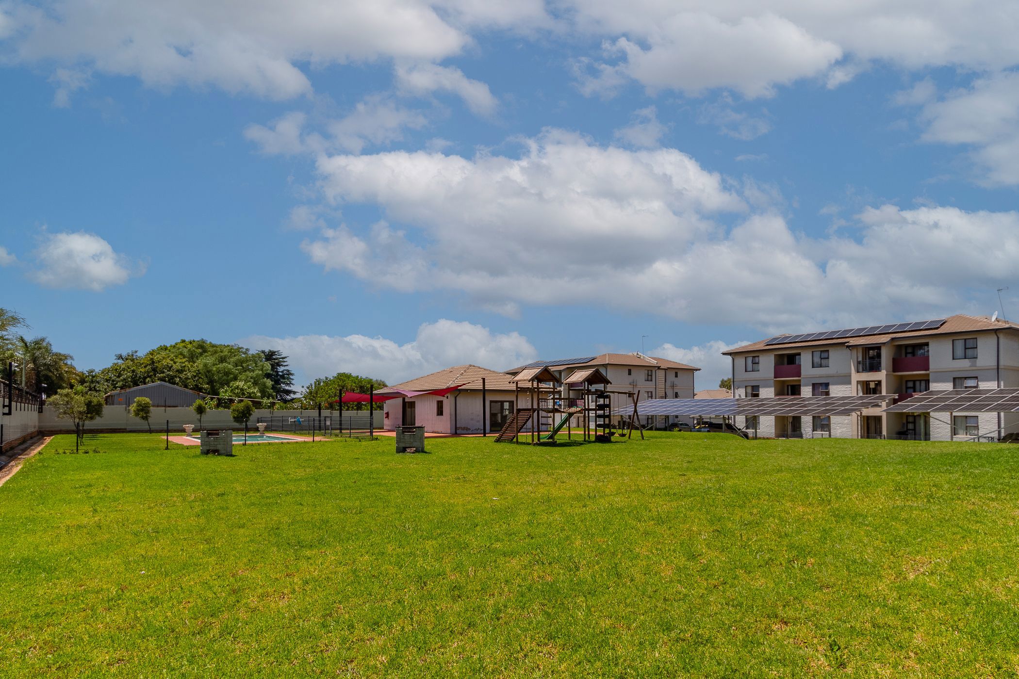 Apartment for sale in Brentwood Park, Benoni - EN1729422
