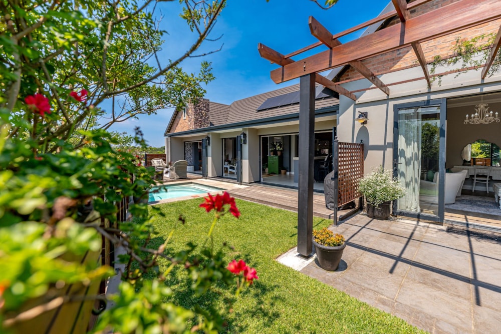 Golf estate house for sale in Cotswold Downs Estate - 1KF1730701 Golf estate house for sale in Cotswold Downs Estate - 1KF1730701