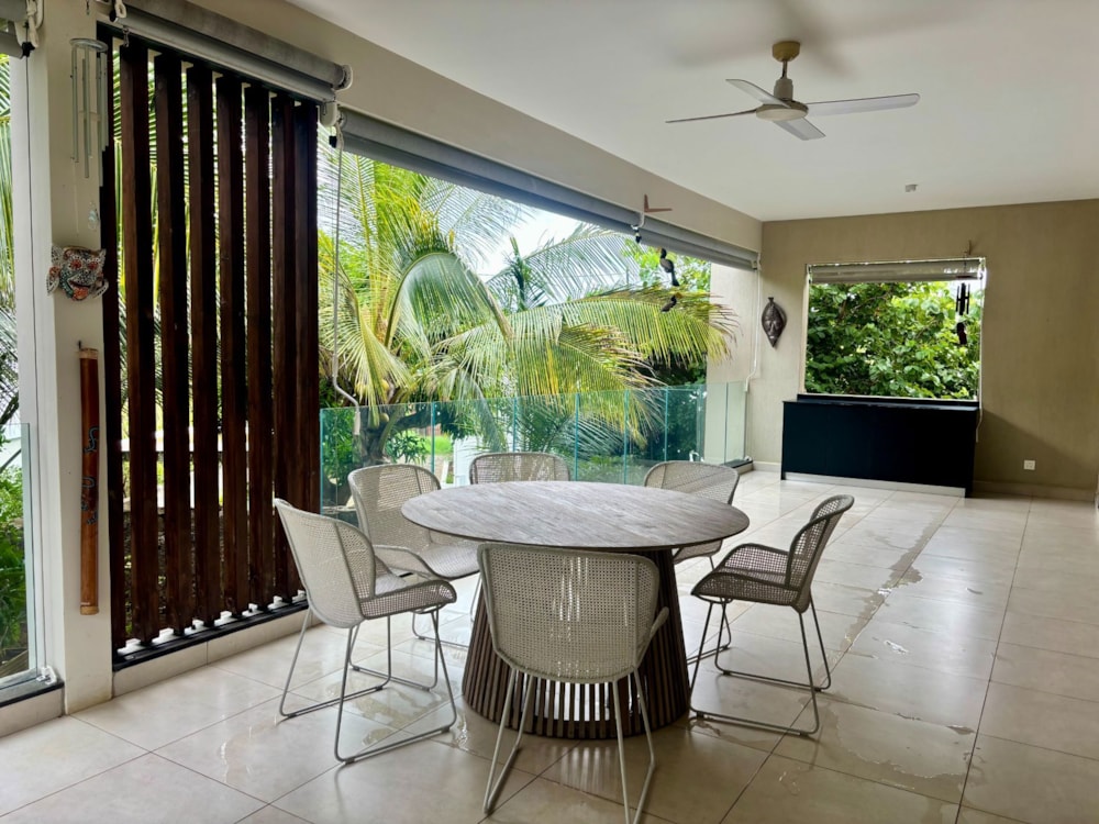 Apartment for sale in Pointe aux Canonniers, Mauritius - MPR1725045