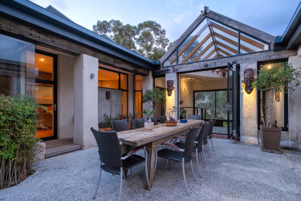 Wine farm for sale in Hout Bay - HOB1728057