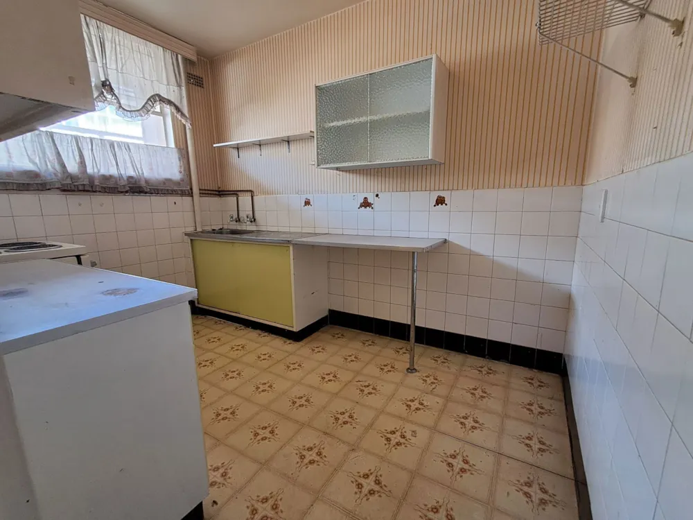 Apartment sold in Booysens, Johannesburg - 1GV1728637 Apartment sold in Booysens, Johannesburg - 1GV1728637