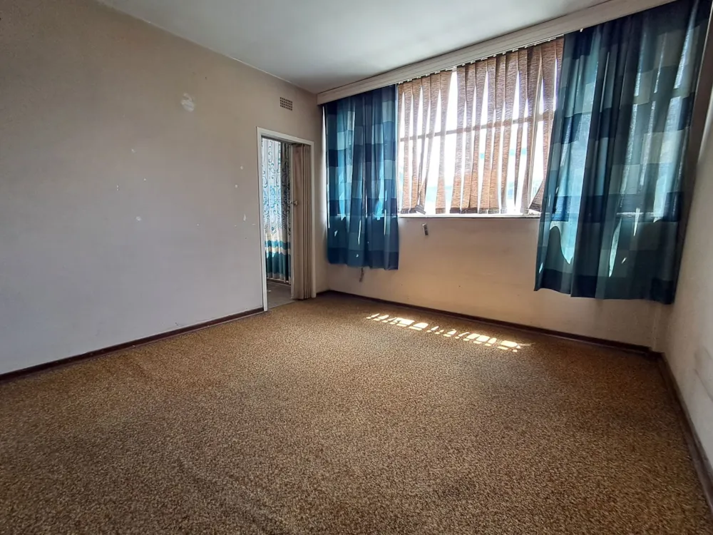 Apartment sold in Booysens, Johannesburg - 1GV1728637 Apartment sold in Booysens, Johannesburg - 1GV1728637