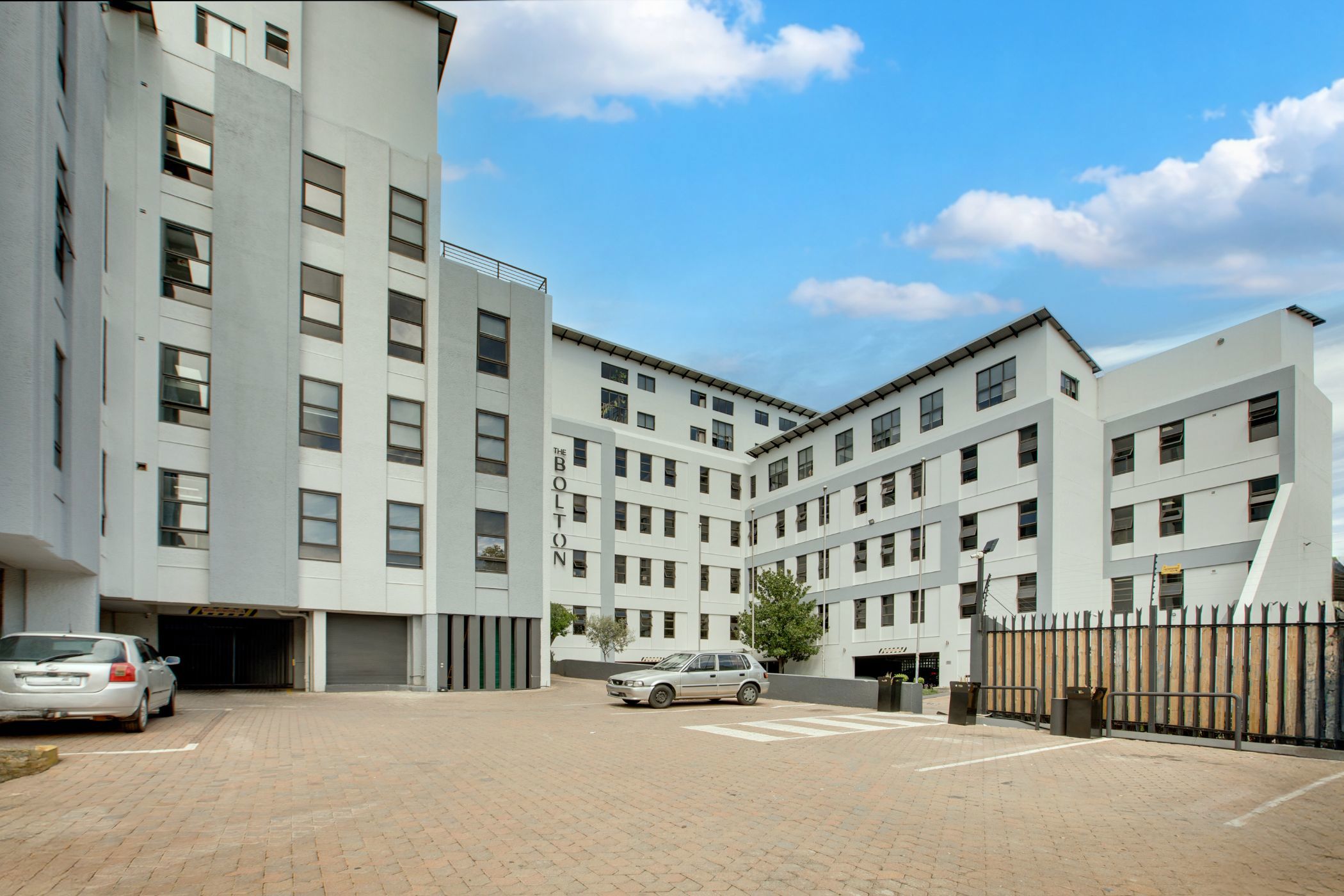 Apartment for sale in Rosebank, Johannesburg - HP1727018