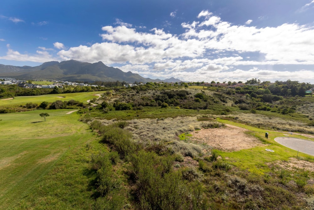 Residential vacant land for sale in Kingswood Golf Estate - GEO1727351