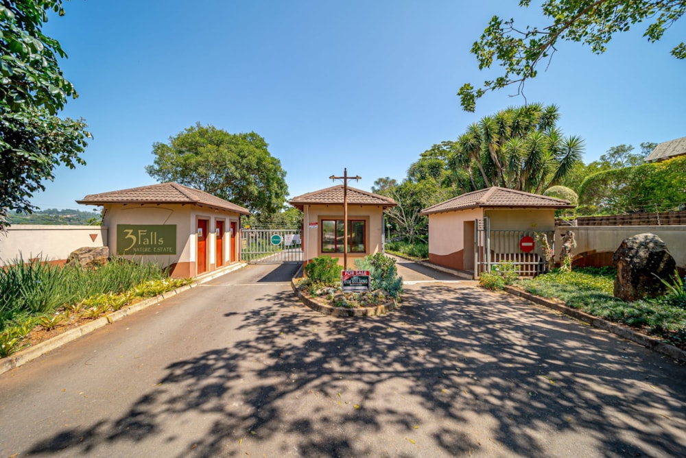 Townhouse for sale in Waterfall, Upper Highway - 1KF1728573