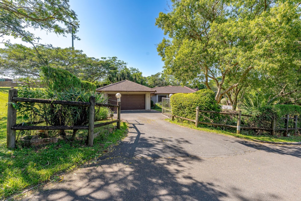 Townhouse for sale in Waterfall, Upper Highway - 1KF1728573