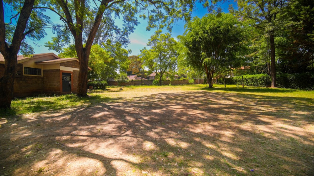 Commercial vacant land for sale in Karen, Kenya - 3KE1727410