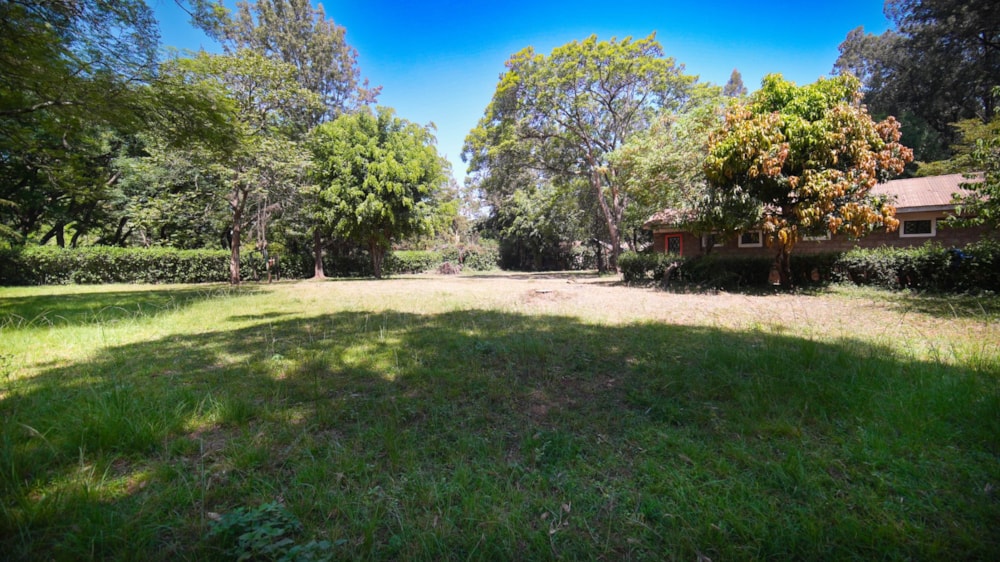 Commercial vacant land for sale in Karen, Kenya - 3KE1727410