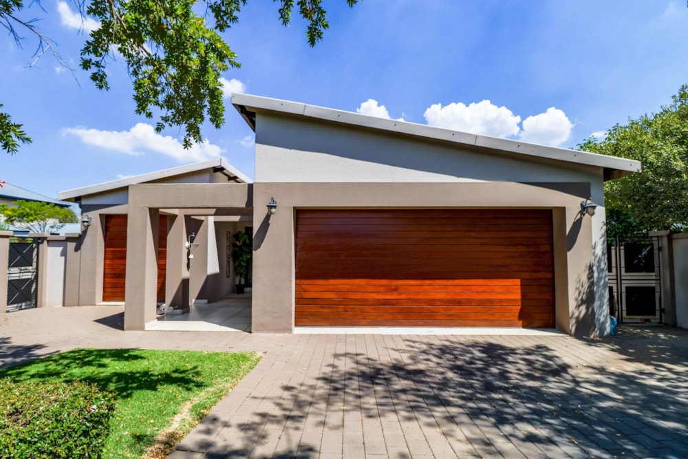 House for sale in Midstream Estate - CN1729775