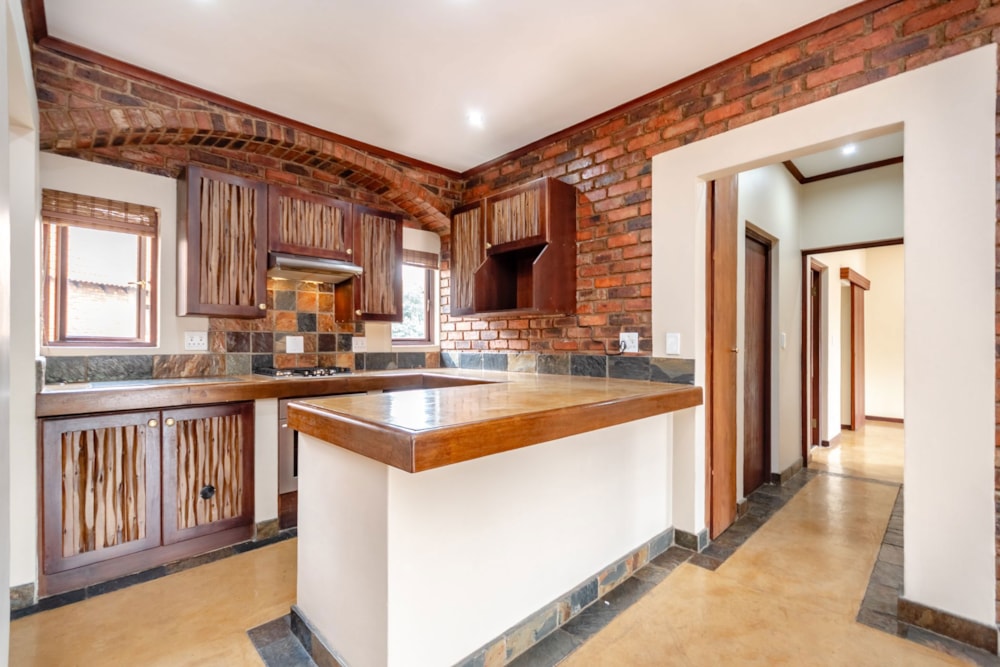 Apartment for sale in Glen Marais - KTP1727496