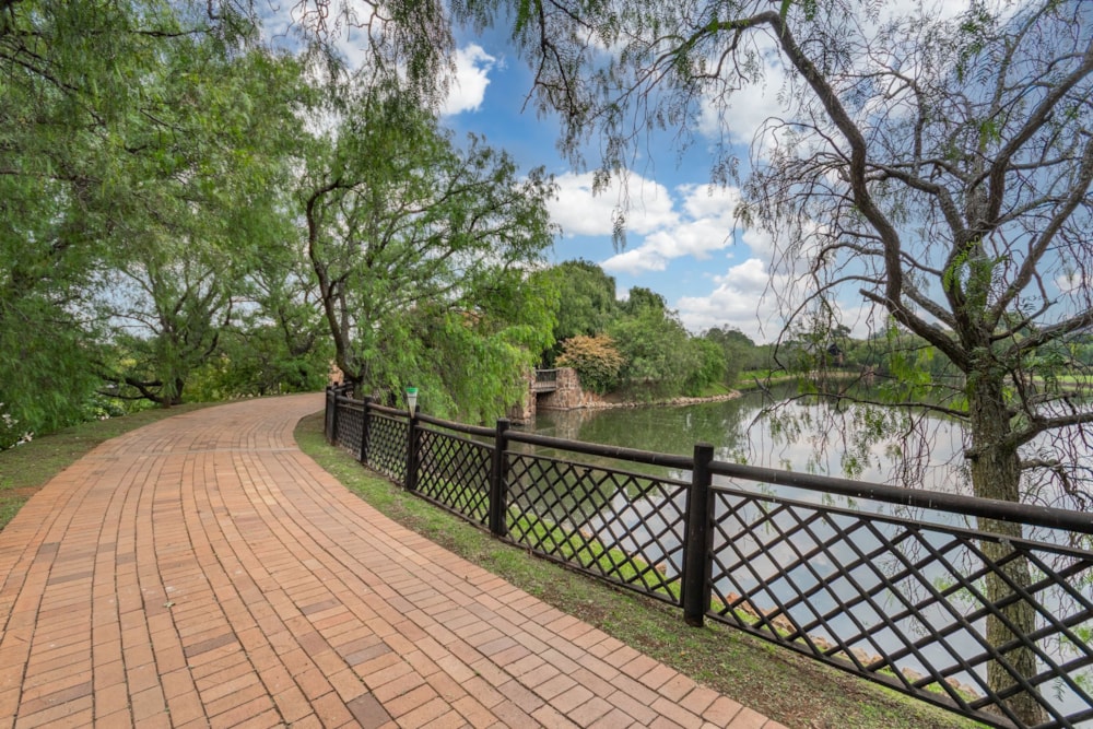 Apartment for sale in Glen Marais - KTP1727496