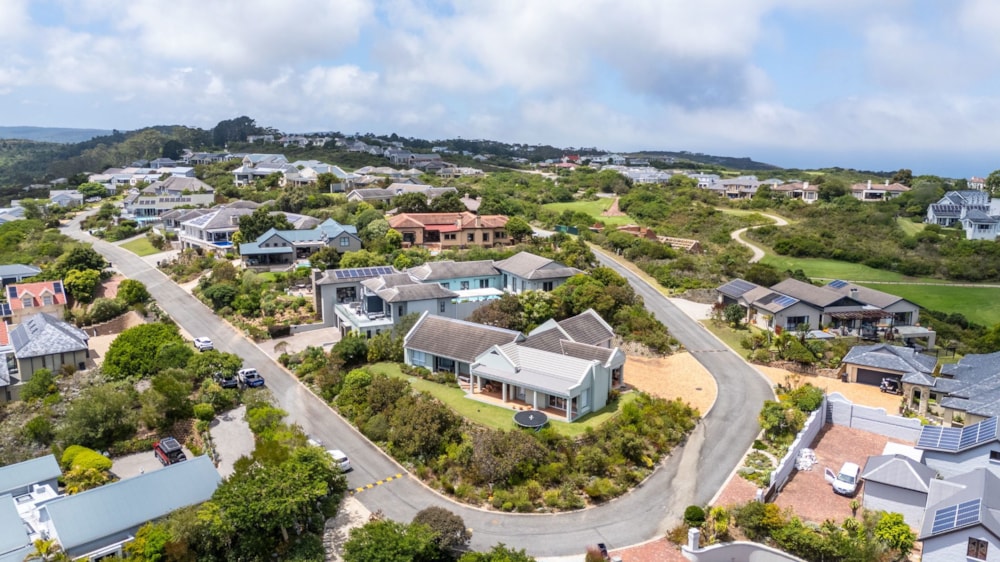 House for sale in Pezula Golf Estate - 1KG1728510