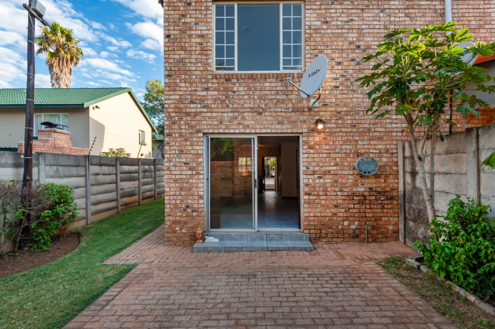 Townhouse for sale in Bromhof - RAN1734172