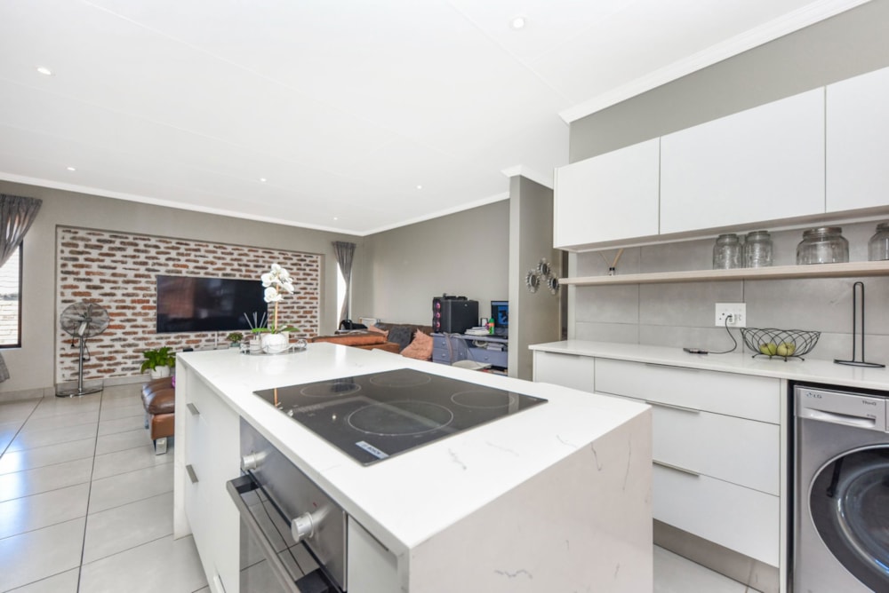 House for sale in Lion Pride - FW1727897