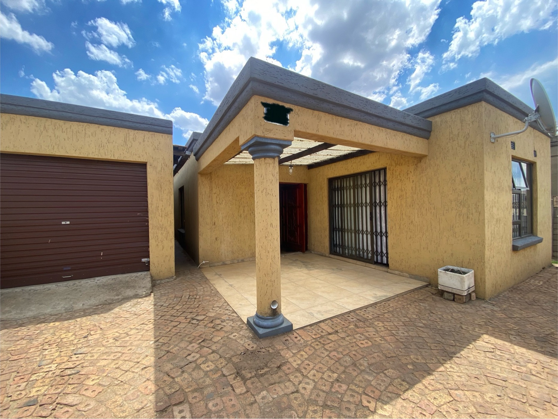 House for sale in Tsakane - 1BJ1731123