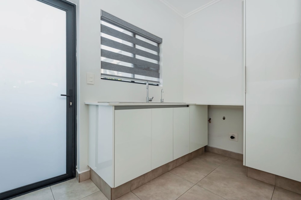 House for sale in Aspen Hills - 1GV1728204 House for sale in Aspen Hills - 1GV1728204