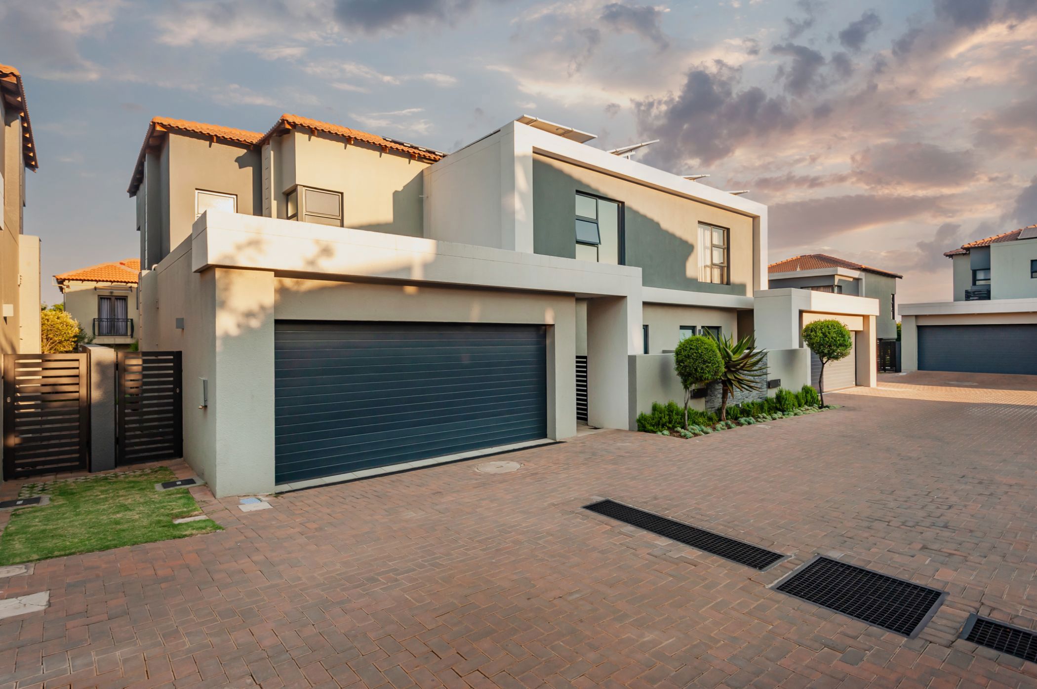 House for sale in Aspen Hills - 1GV1728204