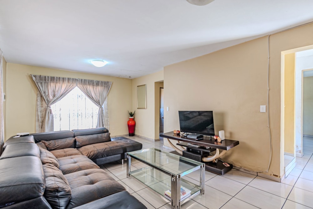 House for sale in Claremont, Pretoria North - PTM1728459