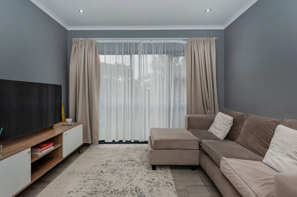 Apartment for sale in Bryanston - RAN1730247 Apartment for sale in Bryanston - RAN1730247